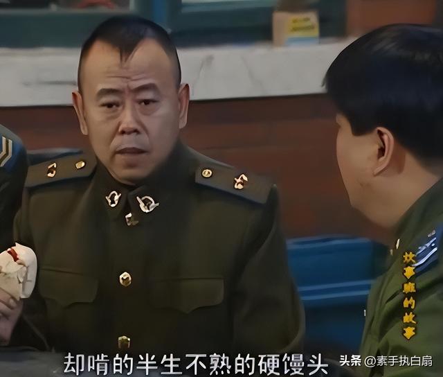 表面是演员，实际军衔却高到吓人，这6位明星个个深藏不露
