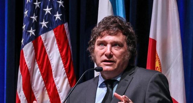 200亿就被美国收买了？阿根廷忘恩负义，米莱终止中阿合作计划