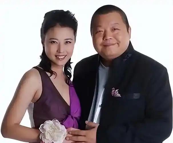 她5次上春晚，被恩师骗怀孕，自杀未遂不幸流产，57岁却依旧单身