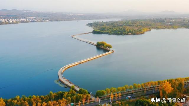 50公里鎏金湖岸,淄博这里的秋天醉了!