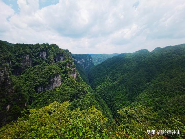 老人岩与磨刀岩：走过万仞崖壁之间不足一尺宽的险峻小道