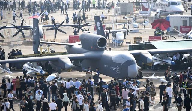 日本赌输，小泉没想到，刚模拟攻击辽宁舰，中国九天母机突然首飞