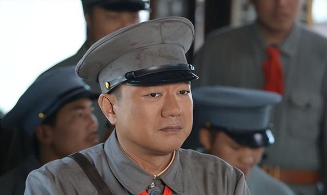 1974年彭德怀去世后，为何骨灰连夜送走，周总理：任何人不得接触