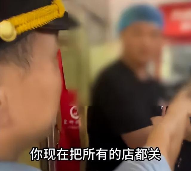 一外卖小哥视频曝光：恶心到我了！监管部门介入：全部下架！查封