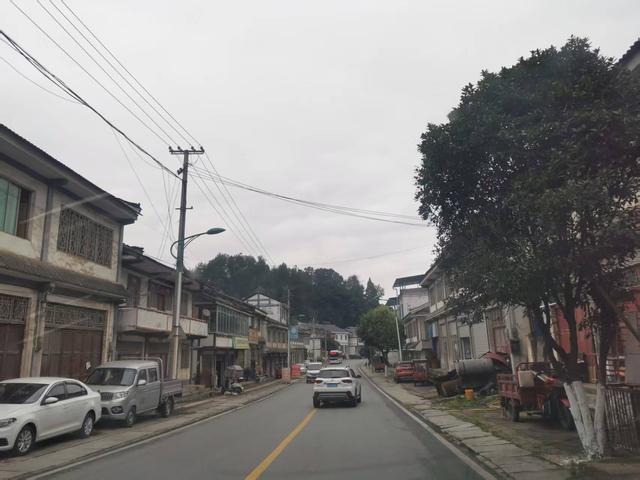 遵义湄潭：遵湄道上“梭米孔”