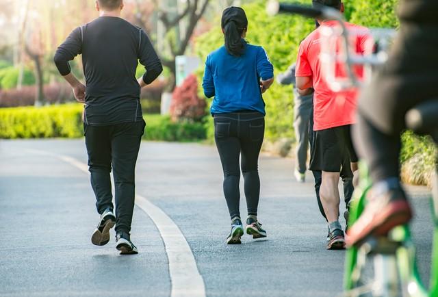 医生发现：天天走路锻炼的糖尿病人，不用几月，身体或迎来6变化