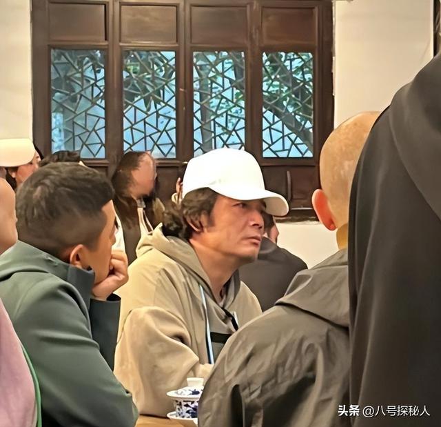 不顾央视警告顶风作案，与刘涛传绯闻的杨烁，如今下场怪不得别人