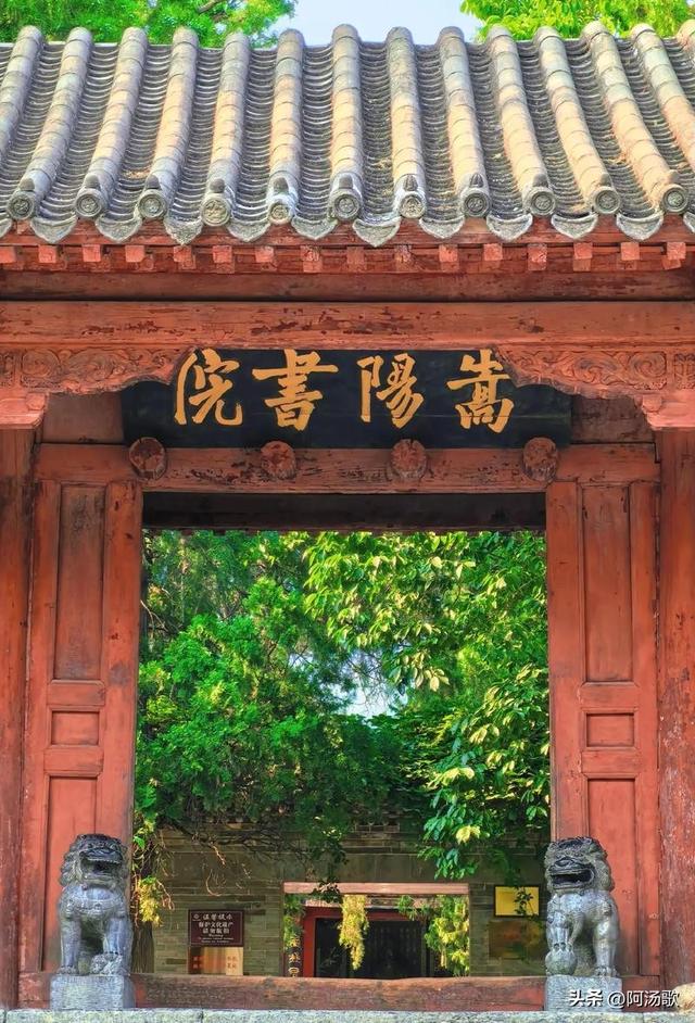 我是南昌人，刚从河南郑州回来，实在忍不住想说：对郑州五点印象