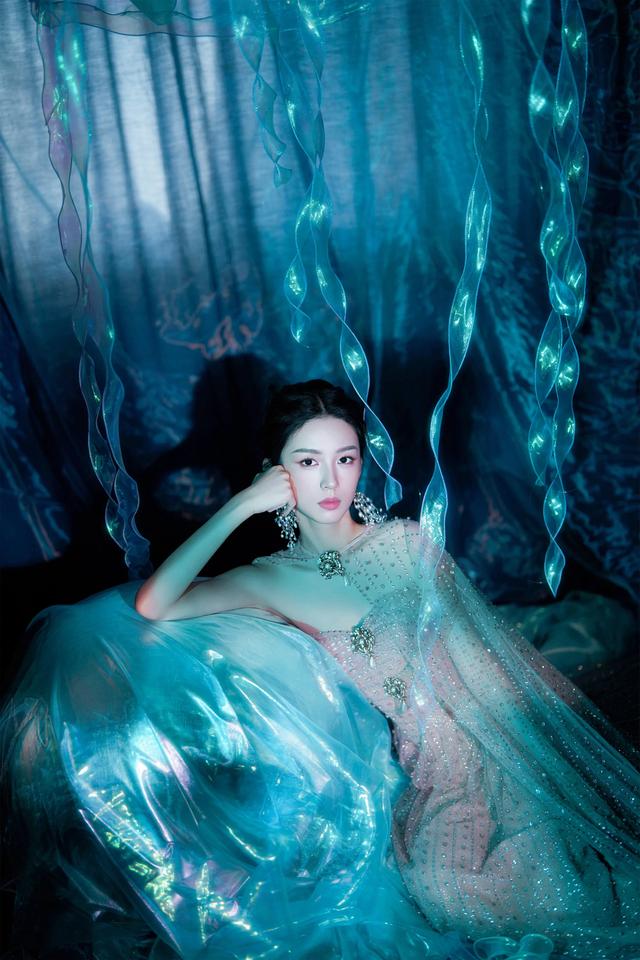 周也 梦幻精灵🧝🏻‍♀️