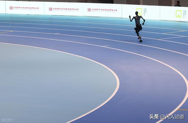 科技双引擎轰鸣！10 家低估值企业锚定人形机器人与固态电池新赛道