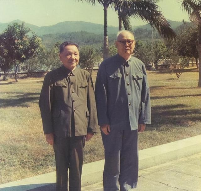1976年，毛主席为何下令拿掉叶剑英的兵权？事后才知主席用心良苦