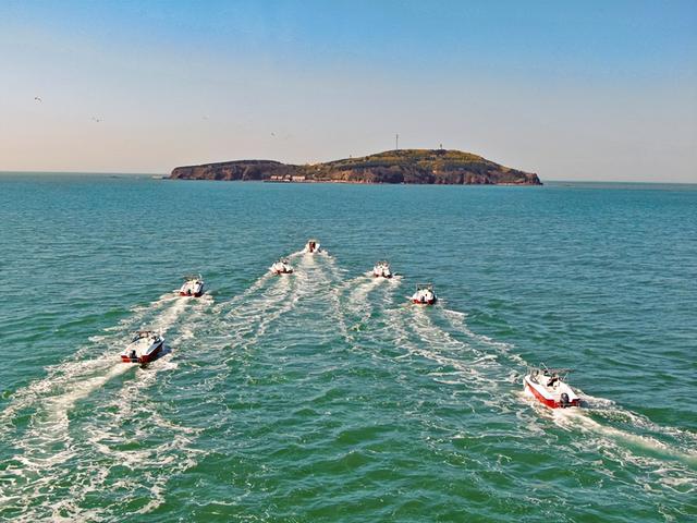 一场400万人的双向奔赴：读懂那香海旅游经济的“韧性密码”