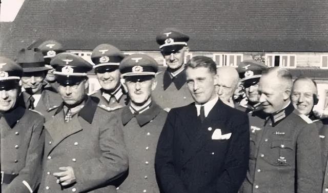 141艘航母卖遍全球！二战美国GDP暴涨147%，靠战争赚得盆满钵满？