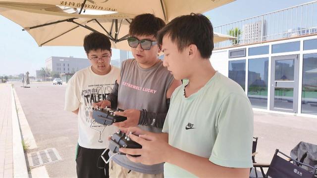 低空经济蓄势高飞