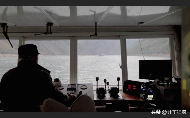 公交船游三峡，最有烟火气的游玩攻略