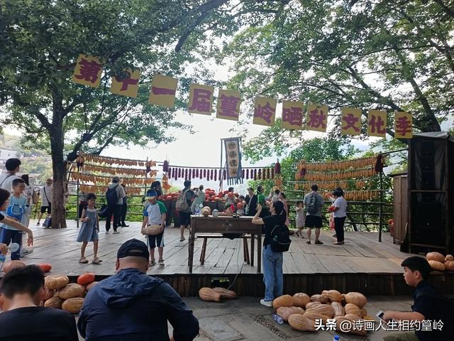 邀你来魅力篁岭，大胆自信地露露脸吧！