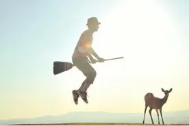 心理学中梦见会飞意味着什么图片