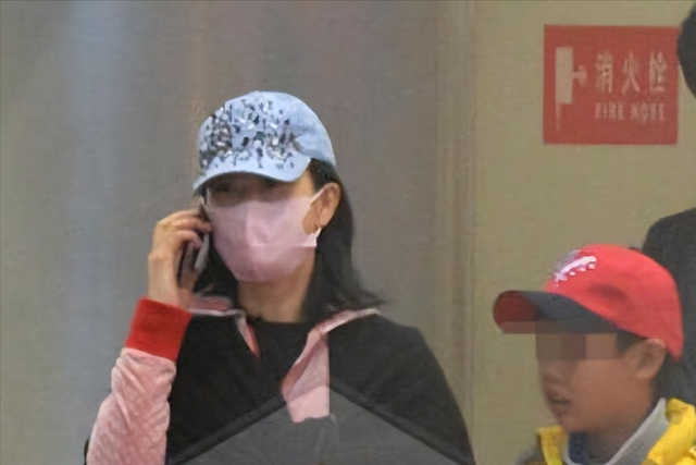 宋祖英：连登24届春晚，39岁高龄生子后“消失”，57岁身材似少女