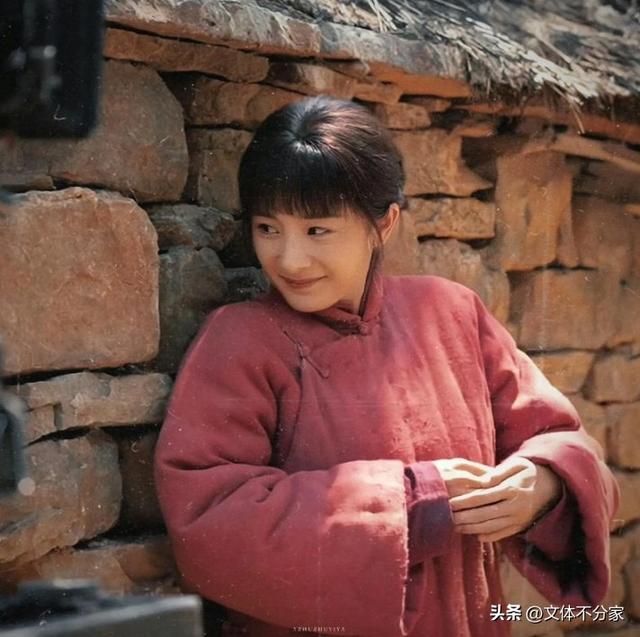 刘恺威没想到，香港火灾一天后，杨幂凭一个暖心举动实现口碑暴涨