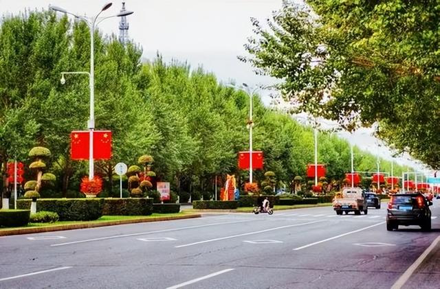 这个国庆，到佳木斯打卡最美“中国红”！