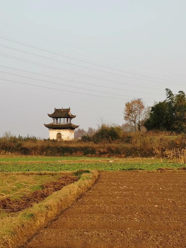 在徽州,寻一处安静的地方坐坐!
