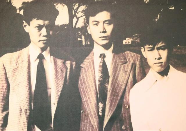 杨振宁追悼会确定，离世前状态曝光，摔跤酿大祸，翁帆或早有察觉