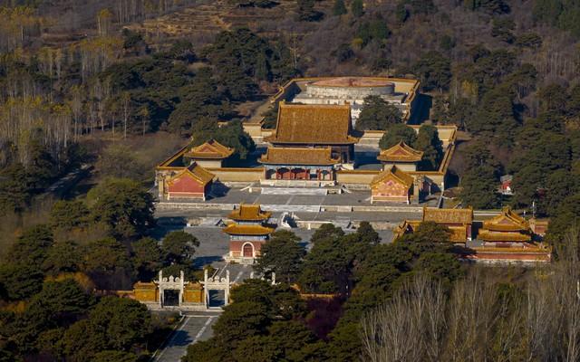 上个月去了趟河北清东陵，我实话实说当地人的素质让我眼界大开～