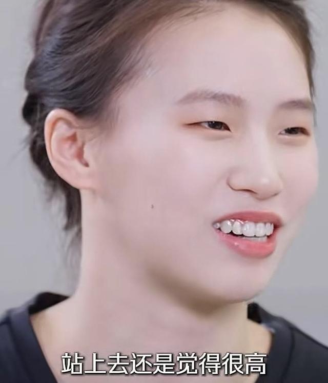 全红婵训练视频曝光，才发现陈芋汐有多强，郭晶晶果然没说错