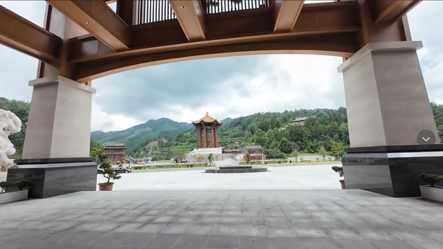 独山县令人惋惜的水司楼，造价太高不堪重负，改成酒店却不敢入住