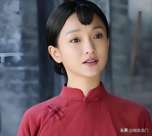 年过50岁的周迅一头白发，无儿无女成为了这辈子最大的遗憾！