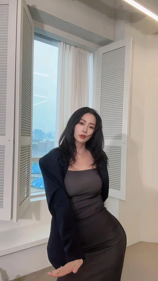 “亚洲第一美女”克拉拉超绝身材，我直接斯哈斯哈~