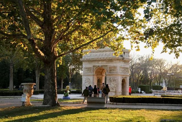 美景+彩灯！丰台这里的秋，好玩好逛——