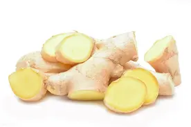 “夏吃姜，赛参汤”！分享1种吃法，每天来3片，暖胃祛湿、延缓衰老图片