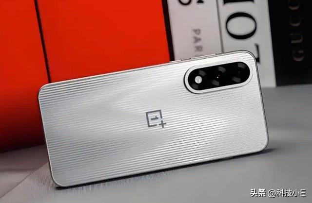 一加打响“价格战”，16GB+1TB，顶配性能旗舰跌至“新低价”