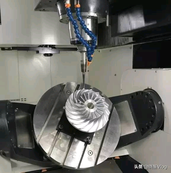 格力机床拿国际金奖却没人喝彩？我们的注意力早就跑偏了