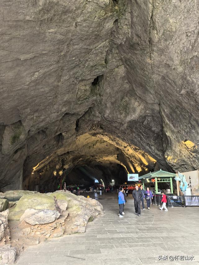 2025辽宁赏秋之旅日记(4)——游览关门山和本溪水洞