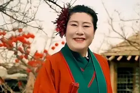 2024年爆火的8位网红，个个火得莫名其妙，个个赚得盆满钵满图片