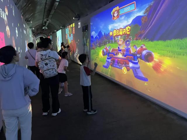 快来！这里有不用空调的“清凉港湾”→