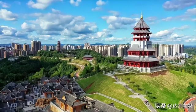 玩转渠县|银杏帽的风，终于吹到了渠县文峰山！