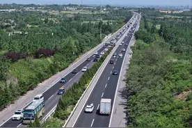 中原高速环郑路线保通大小“绝活”都用上了！图片