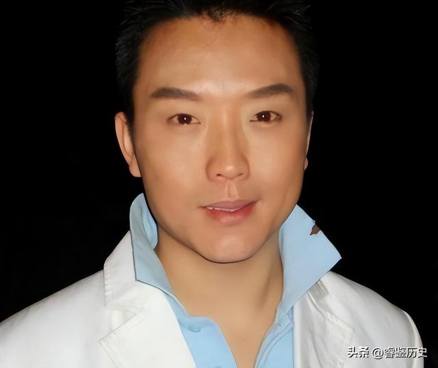 这一次	，47岁的“跳梁小丑”李玉刚，如今已彻底走上了另一条道路