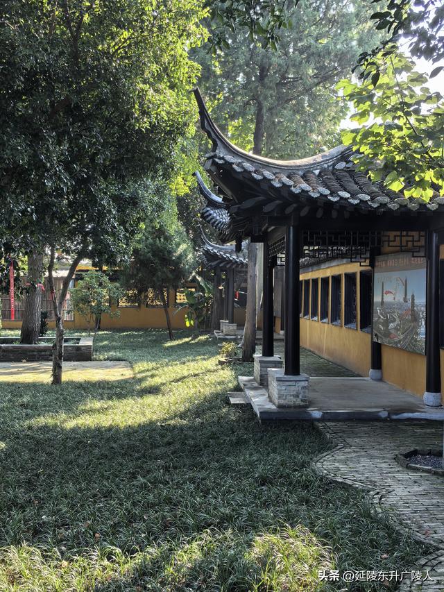 扬州文峰塔，京杭大运河畔四塔之一，塔园寺一体