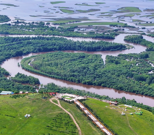 额尔古纳：守护湿地生态密码 织就和谐共生画卷