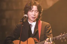 卢庚戌：校园里最后的少年图片