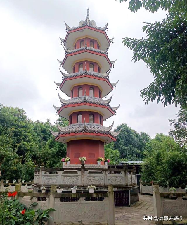 成都新都超级低调的明朝寺庙，袖珍精致，让人宁静安心，不要门票