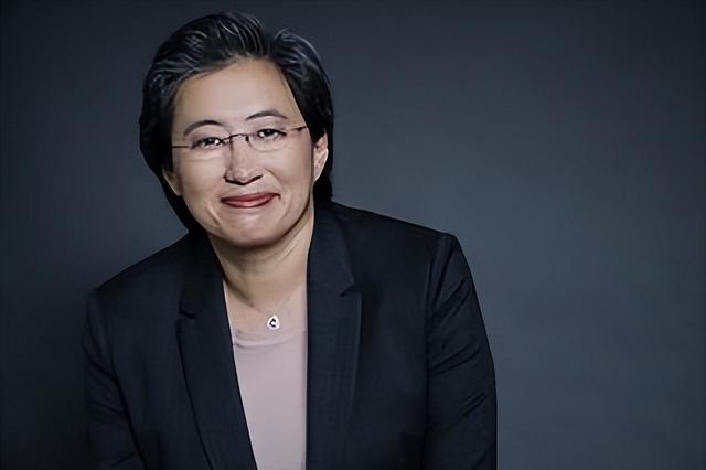 顶着骂名将技术送给中国，年薪2.45亿的她，为何敢逆势破局？