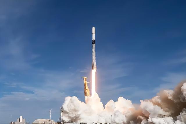 天文学家拯救夜空的呼吁！SpaceX等无视：违规亮度威胁天文观测