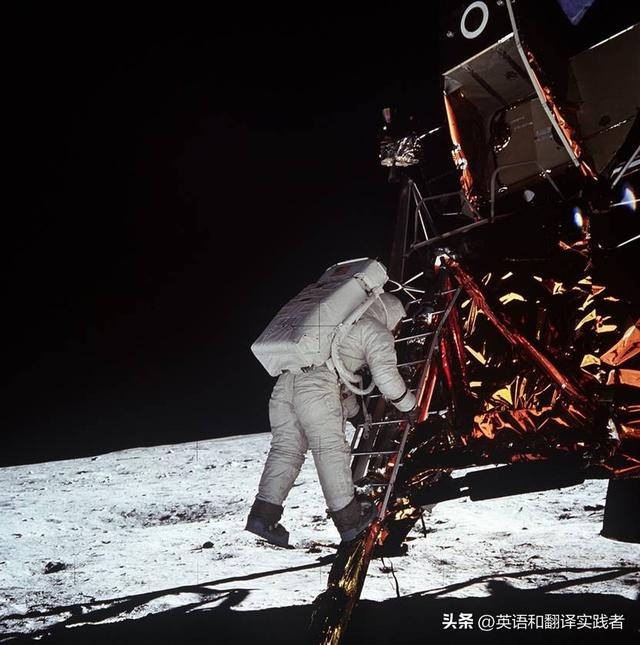 56年前的今天，人类实现了首次登月！