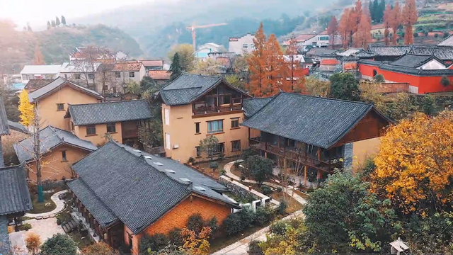 初秋武当：山间好景待君寻