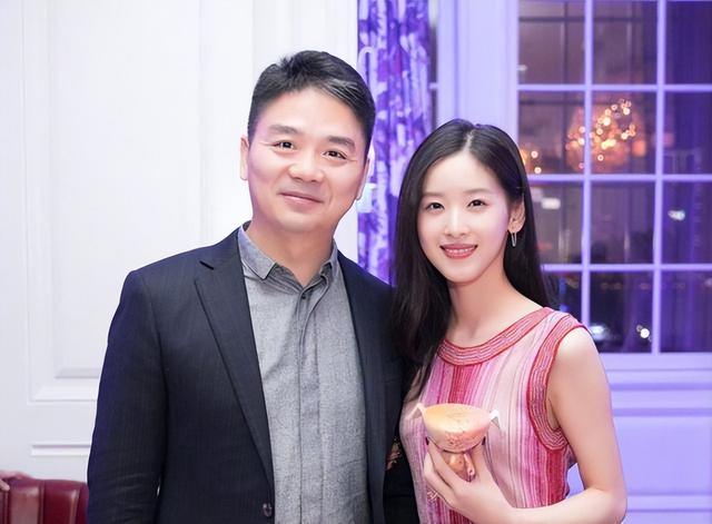 婚变风波48小时后	，刘强东不再沉默！坦言“在老婆面前没了自信”